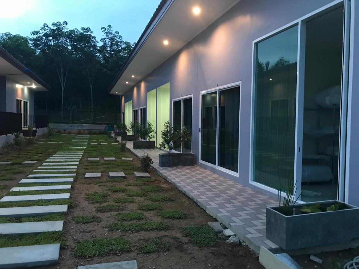 Tubtimtong Boutique Hotell Nai Yang Beach Exteriör bild